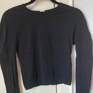 Black Elastic Fitted Cropped Top with Round Neckline